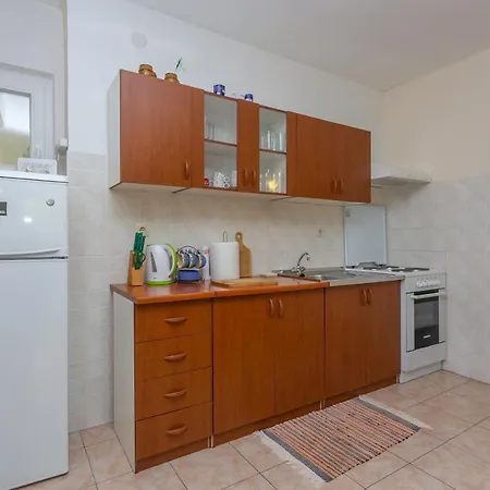 Bego * Szybenik